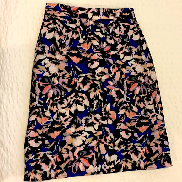 Jcrew A-line floral skirt - Picture 1 of 5